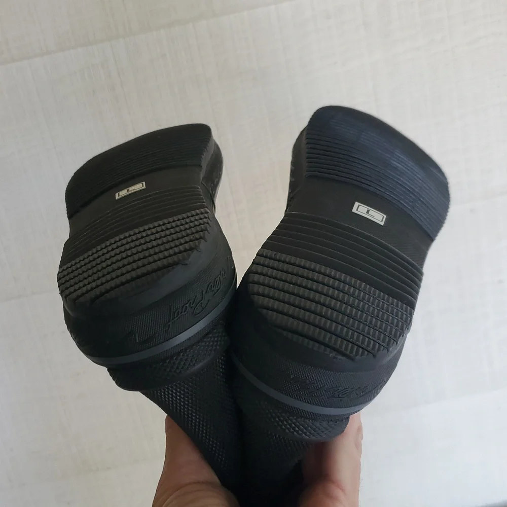Waterproof Neoprene Scuba Boots. Blk. Large. Men's 11 (See Measurements) NWOT